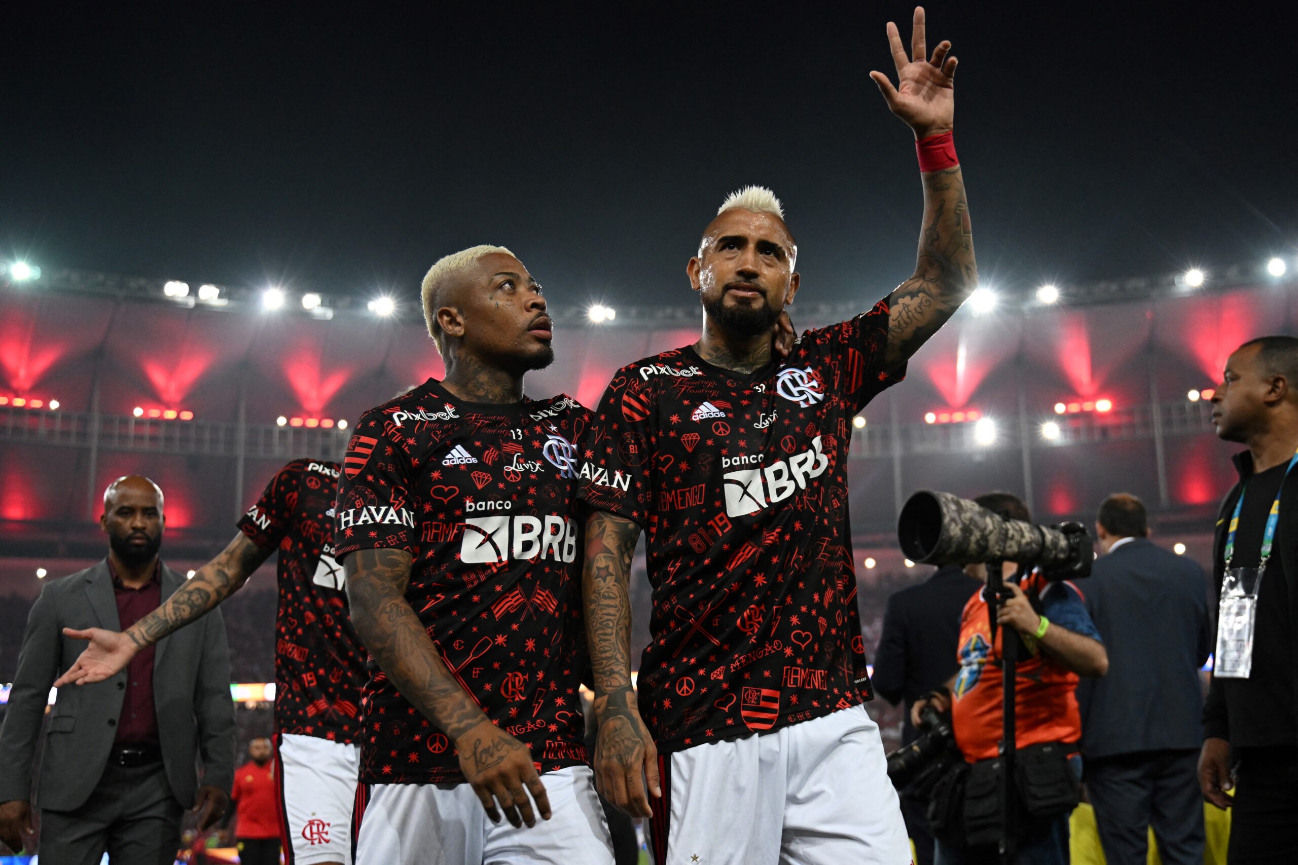 Arturo Vidal Retoma Entrenamientos Con Flamengo Previo A Final De