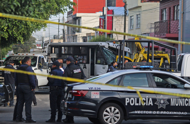 Ayuntamiento de Puebla promete apoyo a víctimas de accidente en la 23