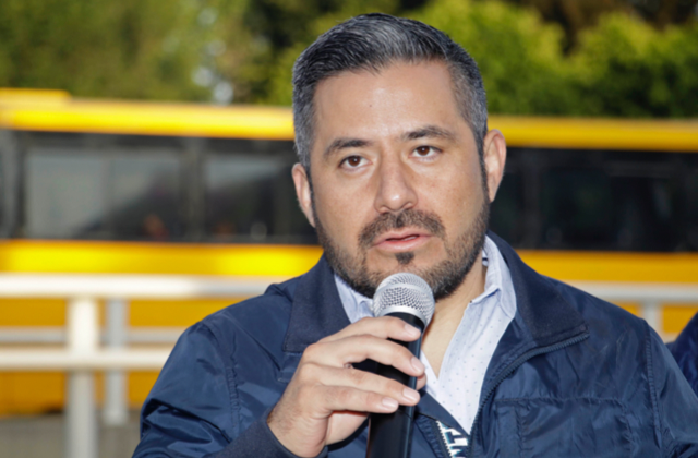 Por motivos de agenda y personales, el alcalde Eduardo Rivera Pérez no ha acudido a los eventos matutinos del ayuntamiento de Puebla desde el jueves 21 de julio, informó Adán Domínguez Sánchez, Gerente de Gobierno y Gestión.