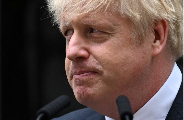 Renuncia Boris Johnson como primer ministro de Reino Unido: caída brutal tras 3 años en el poder