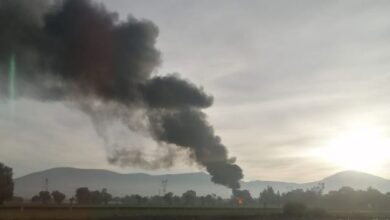 Realiza personal de Pemex quema controlada en gasoducto de Tecamachalco