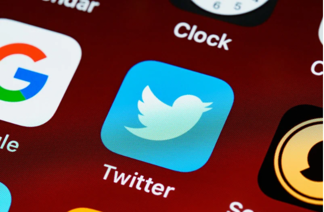 Reportan caída global de Twitter
