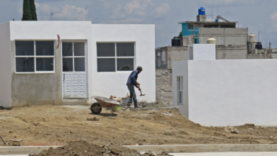 Entregará Gobierno viviendas a damnificados de explosion en San Pablo Xochimehuacan