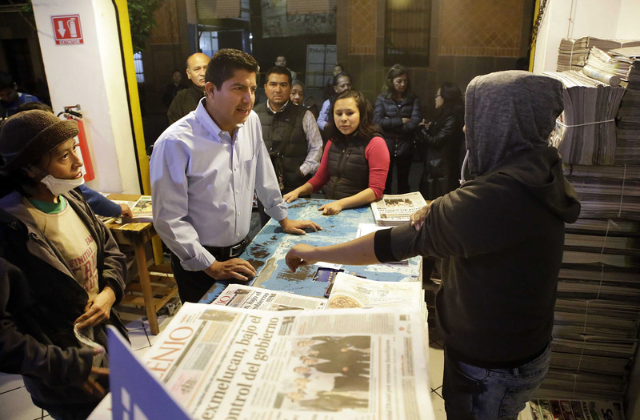 Se retirarán casetas de periódicos que sean “cuevas de lobos”: Eduardo Rivera