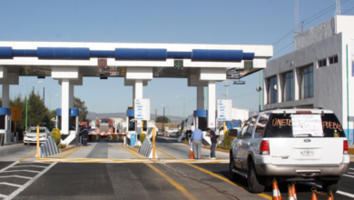 Accidente provoca cierre de las casetas de cobro de Texmelucan