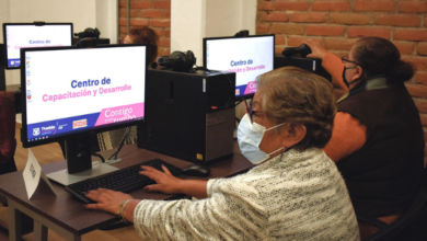 Inauguran Eduardo Rivera y OXXO centro de capacitación para adultos mayores