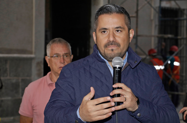 Recursos de parquímetros se invertirán en cruces y árboles: Adán Domínguez