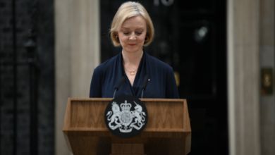 La primera ministra británica Liz Truss anuncia su dimisión