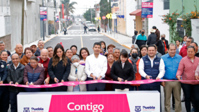 Eduardo Rivera inaugura rehabilitación de calles en Granjas de Puebla