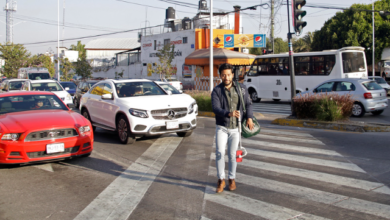 Dan mantenimiento a red semafórica de autopista México-Puebla a bulevar Norte