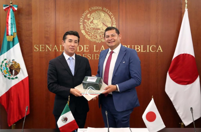 Alejandro Armenta recibe a embajador de Japón, Noriteru Jaime Fukushima
