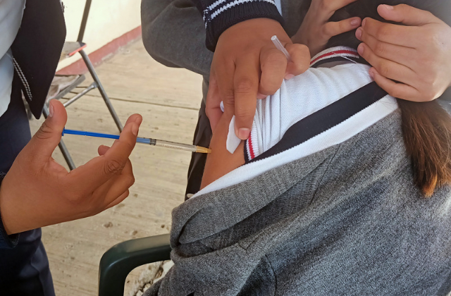 Vacunarán contra COVID-19 a menores de 5 a 11 años en 94 municipios de Puebla