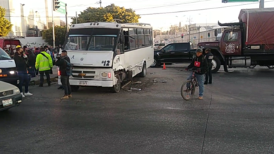 Chocan camión de carga y unidad de transporte público: se lesionan 20