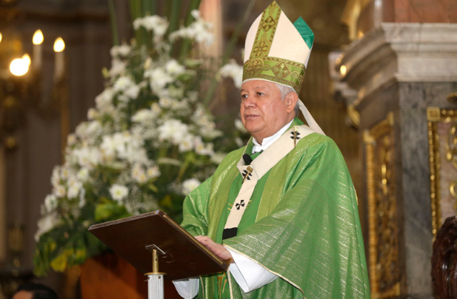 Enseñanza del sermón de la montaña, vigente: arzobispo Víctor Sánchez