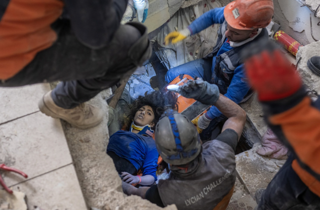 17 mil 500 muertos o más por sismo en Turquía y Siria: la esperanza se apaga