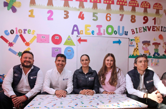Eduardo Rivera entrega apoyo mil 500 de programa Estancias Infantiles