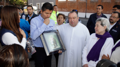 Entrega Eduardo Rivera mejoramiento en barrios de San Antonio y El Refugio