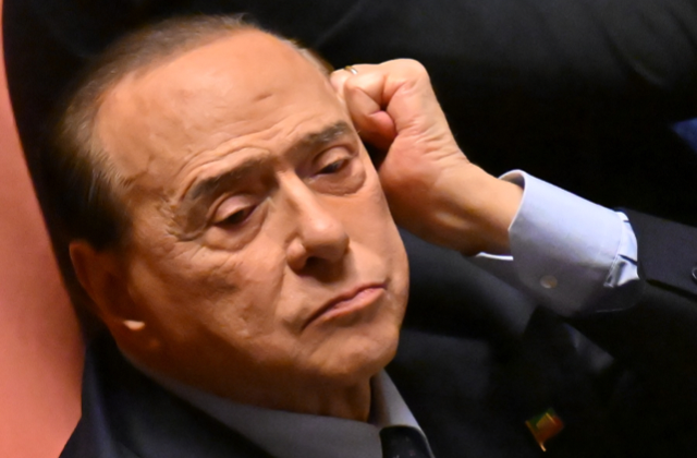 "Voy a superarlo" dice Berlusconi, grave en Italia por leucemia