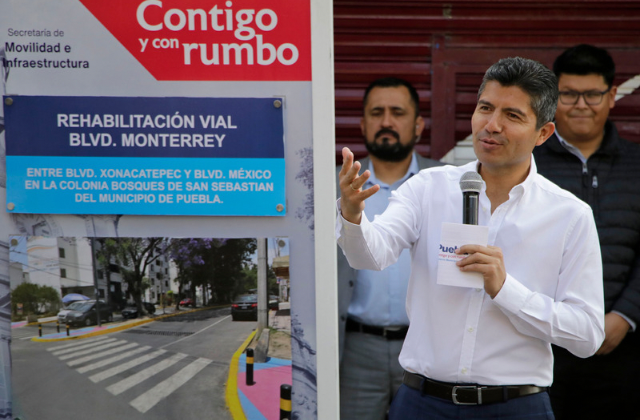 Eduardo Rivera inaugura rehabilitación de bulevar Monterrey
