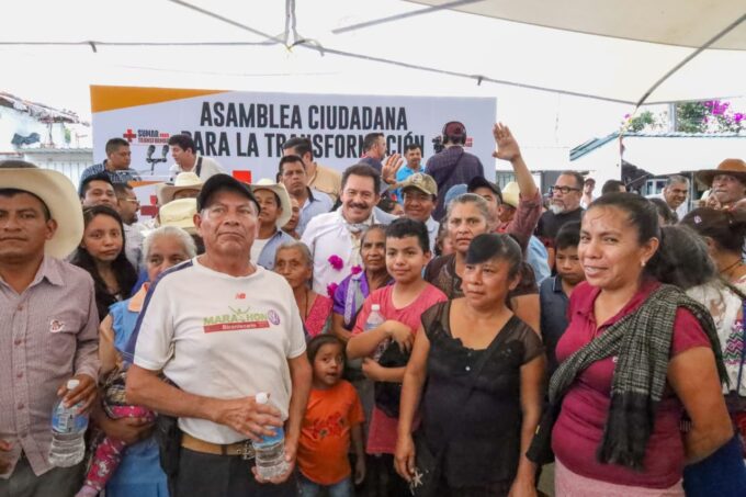 Sostiene Ignacio Mier encuentro con habitantes de Zongozotla Tribuna