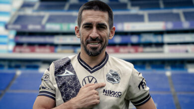 ¡Oficial! Fernando Navarro es nuevo jugador del Club Puebla