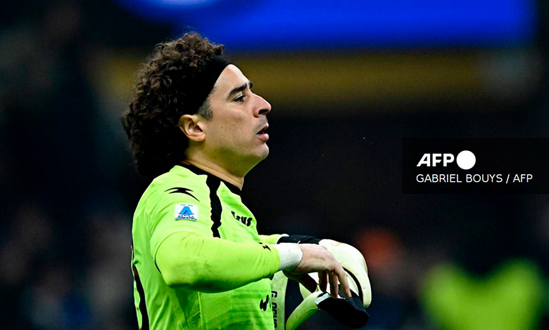 ¡Ochoa vuelve a quedarse sin DT! Salernitana despide a su entrenador