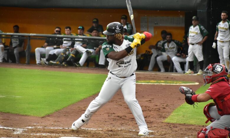 Pericos de Puebla asegura serie ante Piratas de Campeche