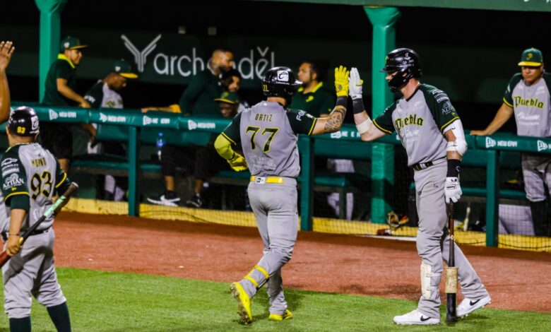 Pericos de Puebla vuelve a ganar una serie; vence a El Águila