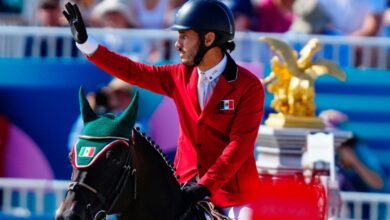 París 2024 | Andrés Azcárraga sufre caída en la final de Salto Individual Ecuestre