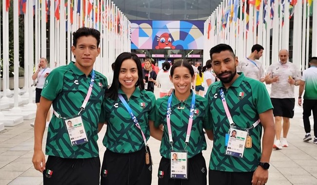 Equipo de relevos mixto de triatlón cierra en el lugar 13 de París 2024