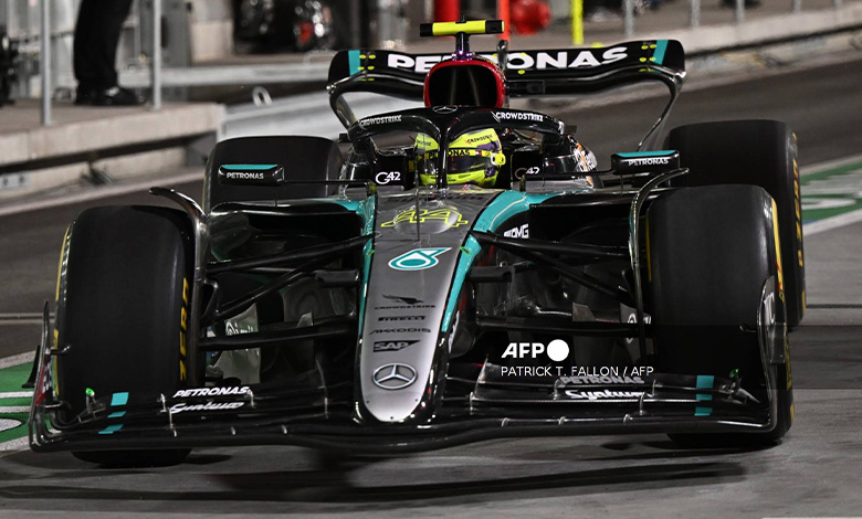 Hamilton domina y Verstappen patina en un frío arranque del GP de Las Vegas