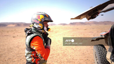 Al Rajhi se mete en la pelea por el Dakar en coches, Al-Attiyah pierde opciones