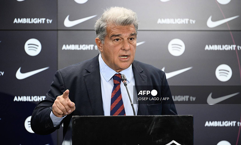 Laporta dice que Barça cumple el 'fair play' y denuncia "intentos de desestabilización"