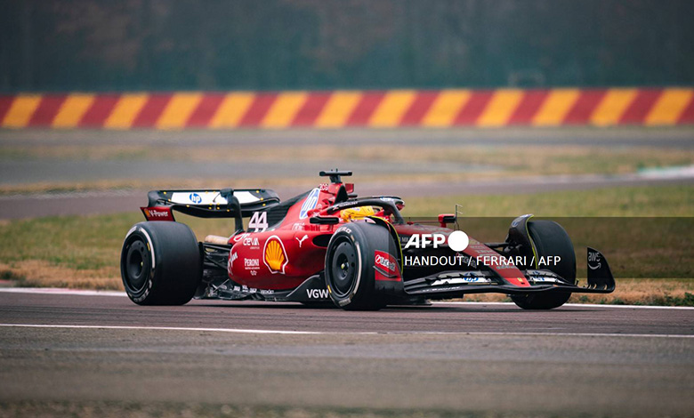 Lewis Hamilton da sus primeros pasos como piloto de Ferrari