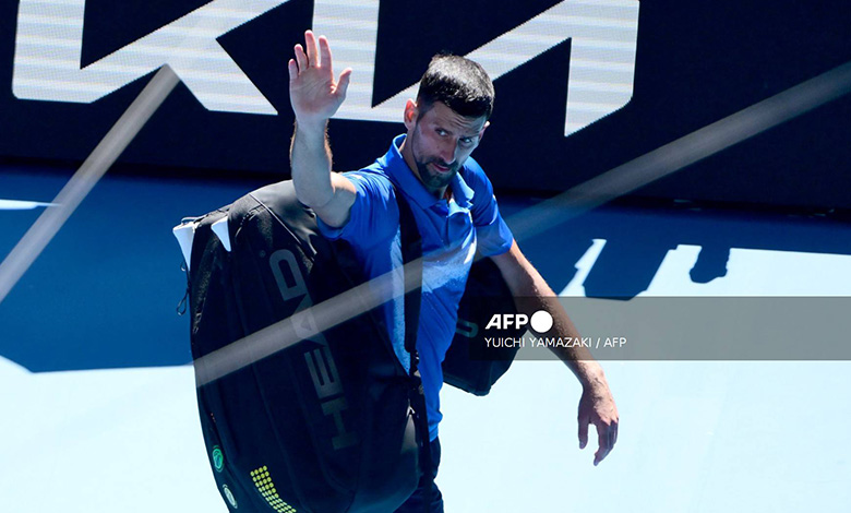 Djokovic se despide de Australia entre abucheos, Zverev y Sinner jugarán la final