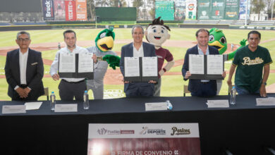 Firman convenio de colaboración el IMDP y los Pericos de Puebla