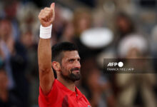 Djokovic pone al mal tiempo buena cara en su regreso a la tierra del oro