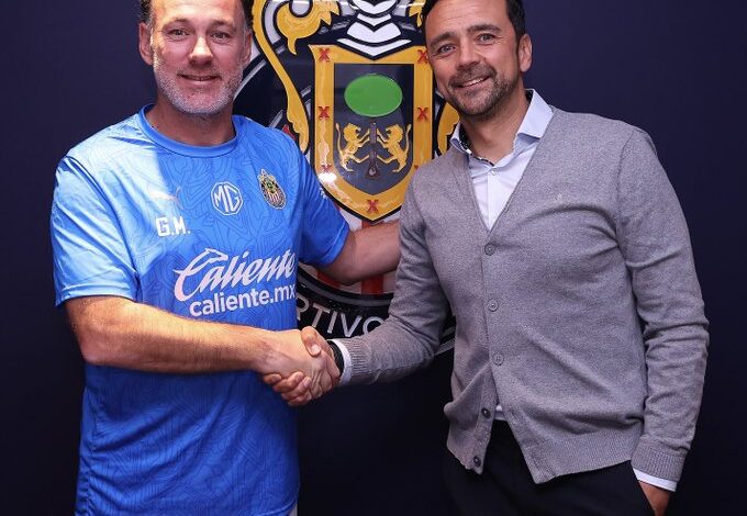 Gabriel Milito es nuevo entrenador de las Chivas de Gudalajara