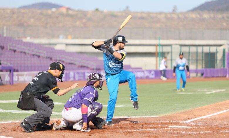 Sábado redondo para los Pericos de Puebla ante Conspiradores de Querétaro
