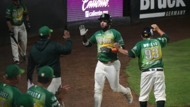 Pericos de Puebla cazan a los Leones de Yucatán en el primero de la serie