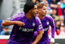 Raúl Jiménez anota en el triunfo del Fulham (3-2) sobre Brentford