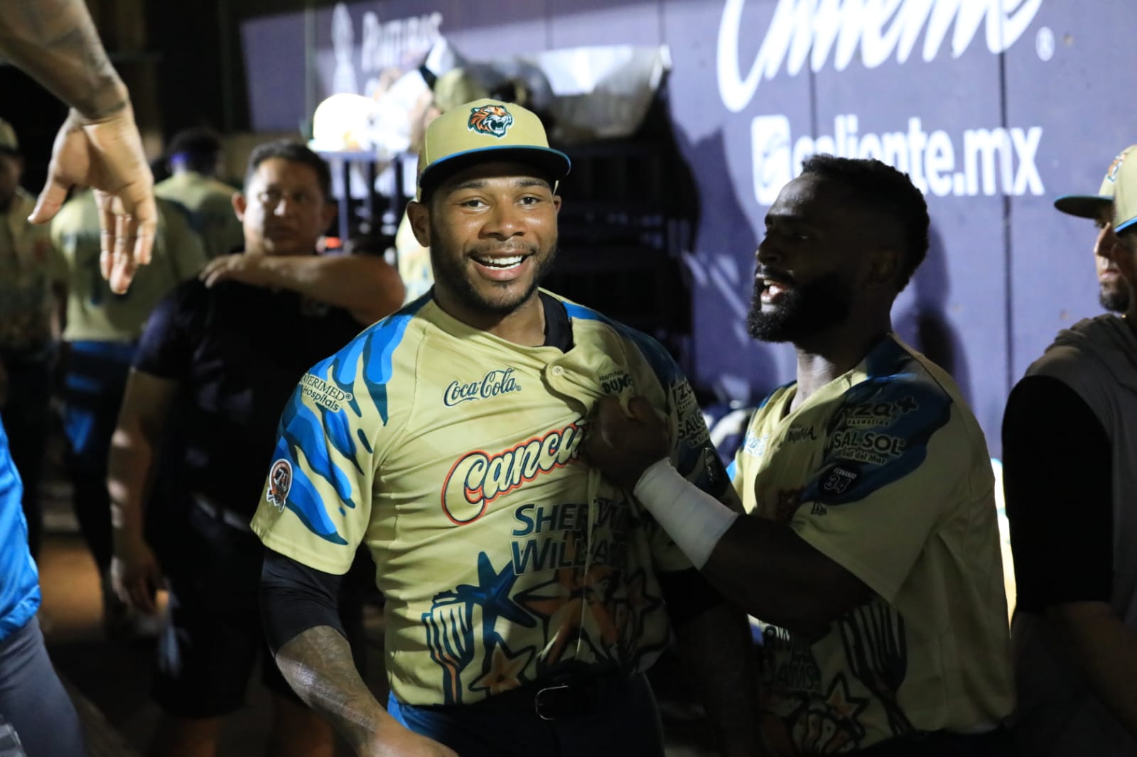 Tigres de Quintana Roo empata la serie ante Pericos de Puebla