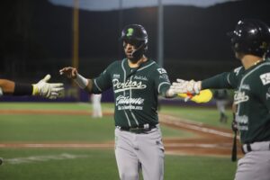 Pericos de Puebla gana el primero a Conspiradores; siguen cuartos