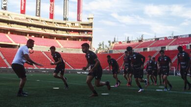 El 'Loco' Abreu y su Tijuana desafían a las Chivas de Milito