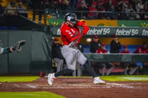Pericos de Puebla, contra la pared, cae 9-6 ante Piratas de Campeche