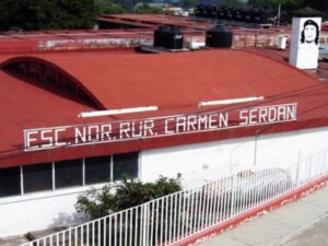 El proceso de admisión 2026 para las Escuelas Normales de Puebla ya está en marcha, y la Escuela Normal Rural "Carmen Serdán" de Teteles registra hasta el momento 132 aspirantes inscritas