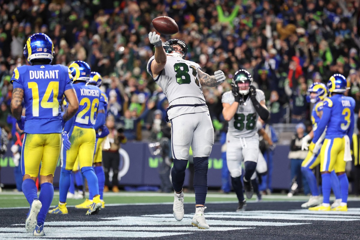 Los Seahawks superan a los Rams; toman la delantera en la NFC