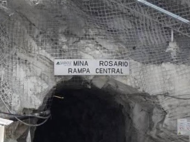 Rescatistas trabajan en mina derrumbada en Rosario, Sinaloa