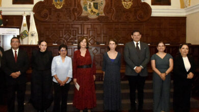 El emblemático Salón Barroco del Edificio Carolino fue el escenario de la inauguración de la primera Cátedra Magistral "Dra. Matilde Montoya". Esta iniciativa de la BUAP busca democratizar el conocimiento