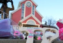 La justicia de Estados Unidos recibió este miércoles siete demandas contra OpenAI, presentadas por familias afectadas por el tiroteo ocurrido en febrero en Tumbler Ridge, Canadá